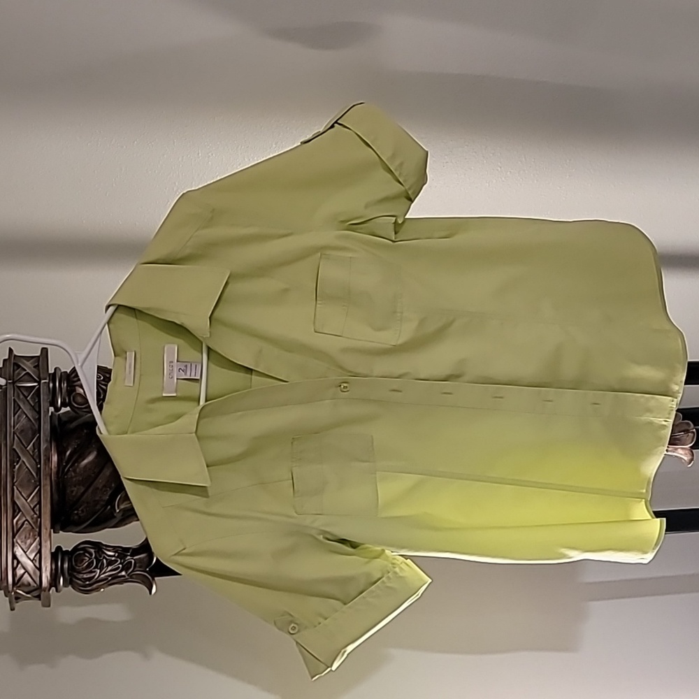Chicos size 2 beautiful spring light green/ yellow (chartreuse) blouse.